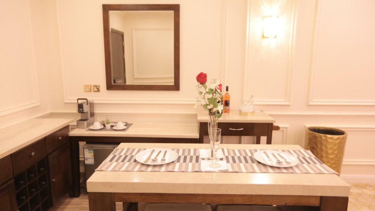 Broad Almkan Apart Hotel Ta'if Extérieur photo